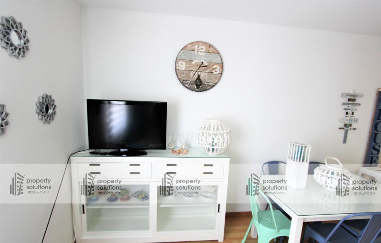 La Carihuela - Apartamento De 3 Dormitorios -A 300Mtrs De La Playa 토레몰리노스 외부 사진
